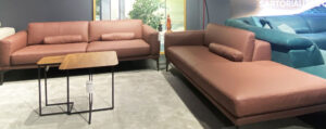 sofa caro