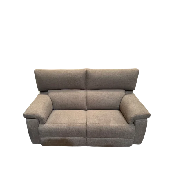 618€